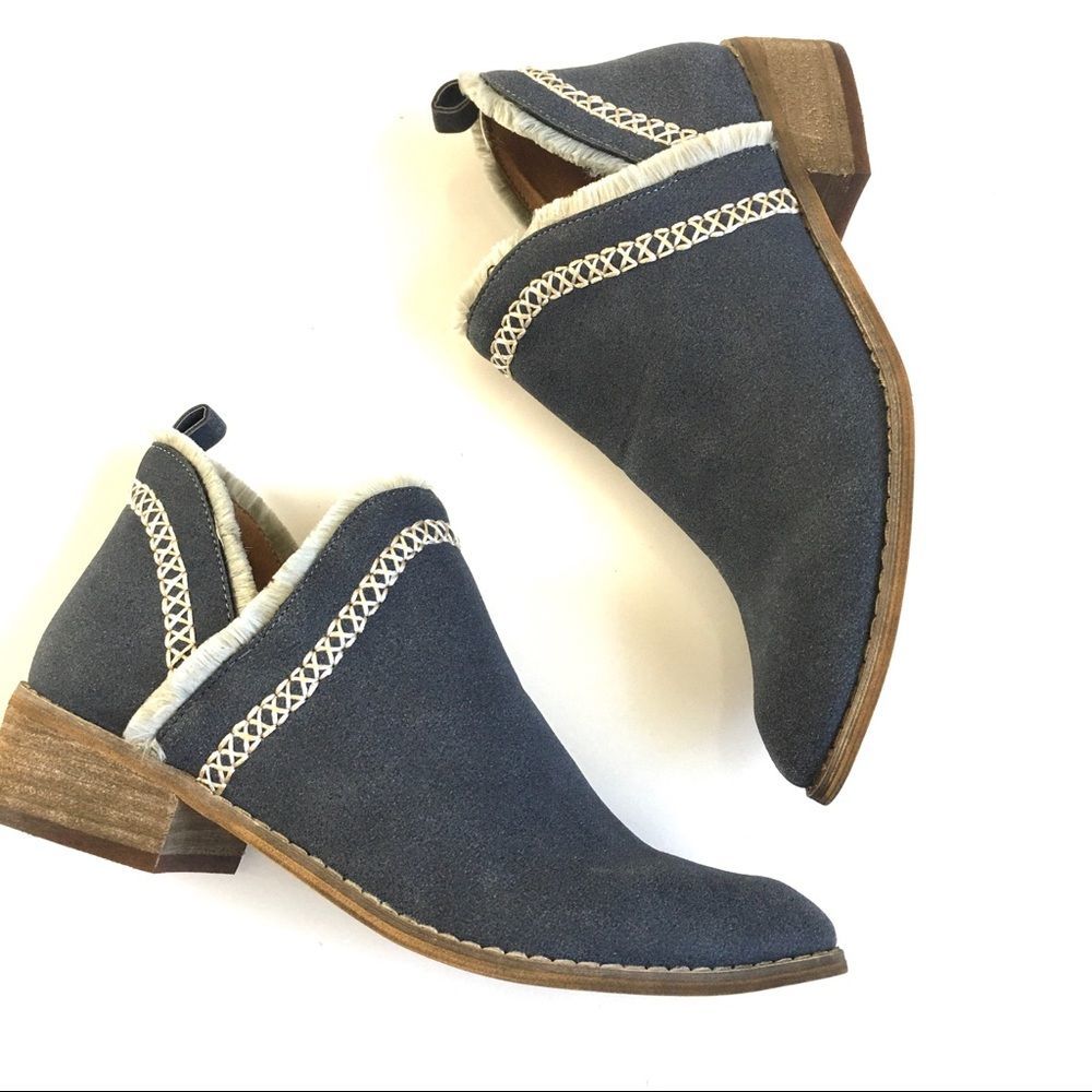 MiiM Blue Suede Booties with Embroidery Size 7.5